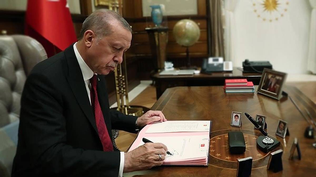 9 İlin Milli Eğitim Müdürü Görevden Alındı