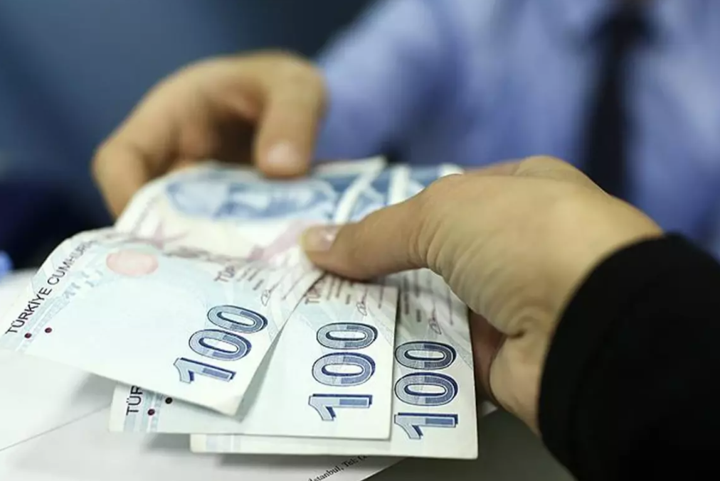 Kamu İşçilerin Ödeme Takvimi Belli Oldu