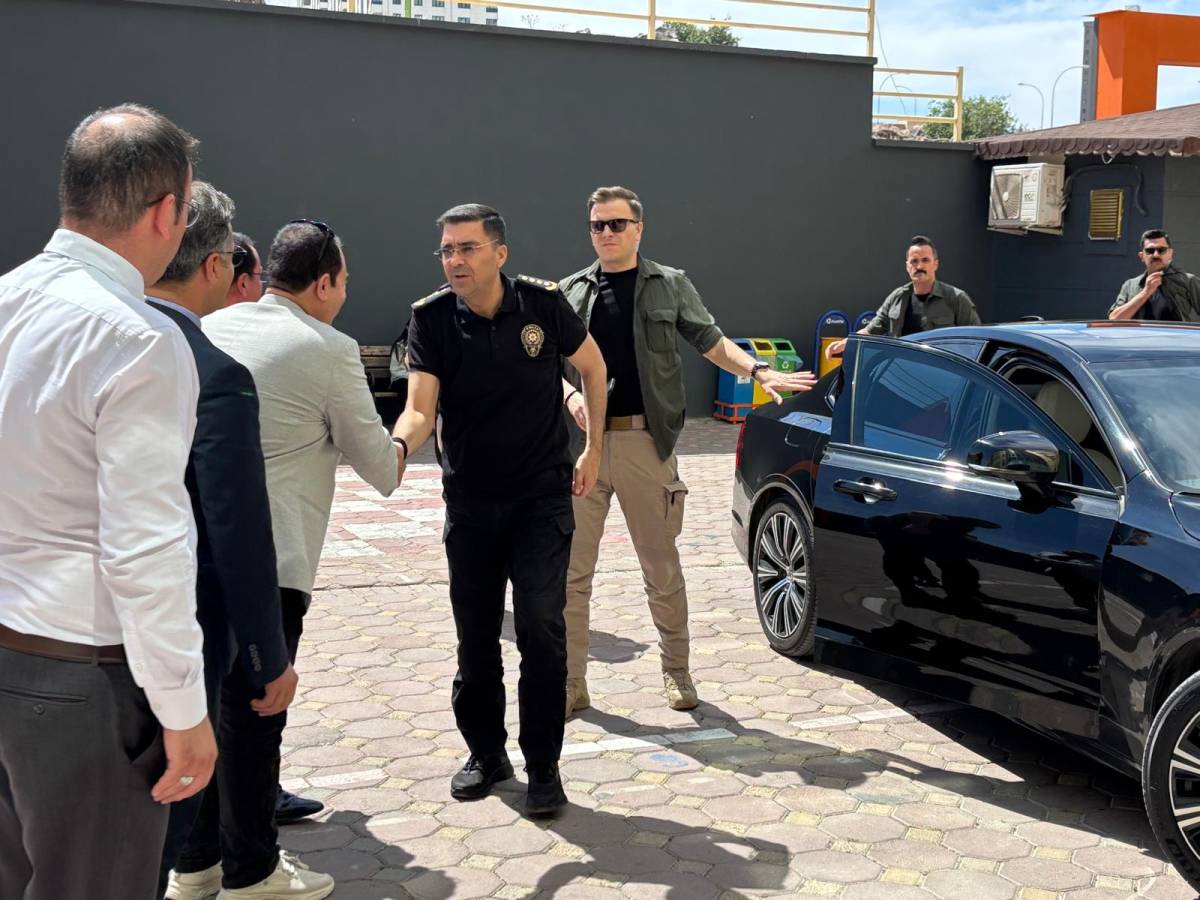 Emniyet Müdürü Aksoy’dan Gelişim Koleji’ne Anlamlı Ziyaret