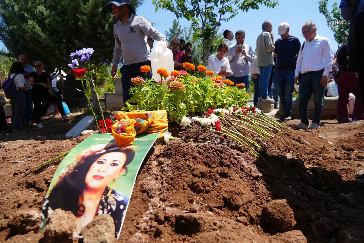 Ayşe Şan’ın Naaşı Diyarbakır’a Getirildi