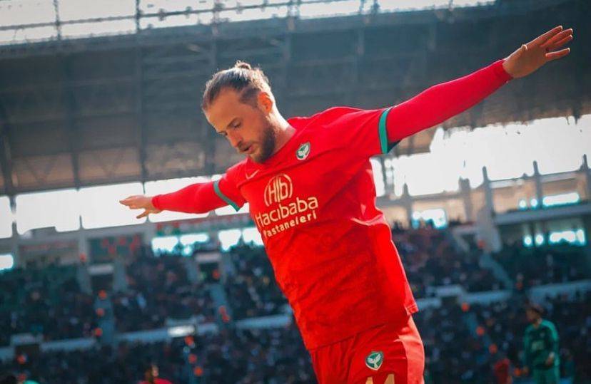 Şanlıurfaspor’dan Sürpriz Transfer : Berk İsmail Ünsal !