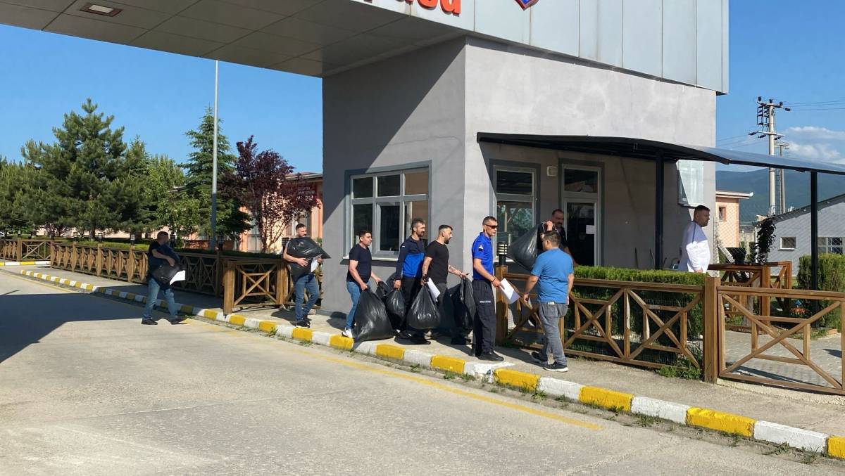 Cezaevinde Bayram Mutluluğu: Tahliyeler Başladı