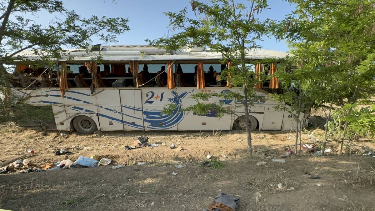Konya-Adana Yolunda Can Pazarı: Otobüs Şarampole Uçtu