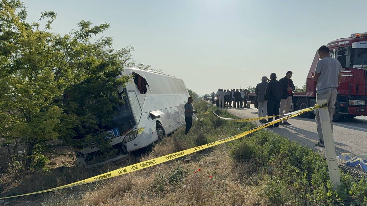 Konya-Adana Yolunda Can Pazarı: Otobüs Şarampole Uçtu
