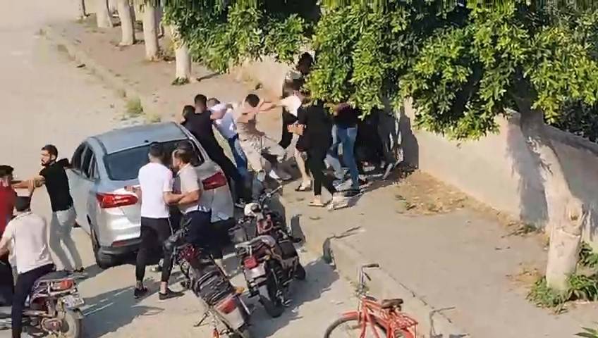 Bayram Günü Meydan Savaşı Gibi Kavga !