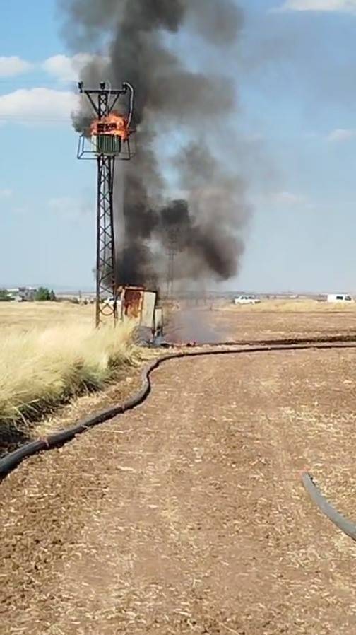 Viranşehir’de Sulama Trafosu Alev Alev Yandı