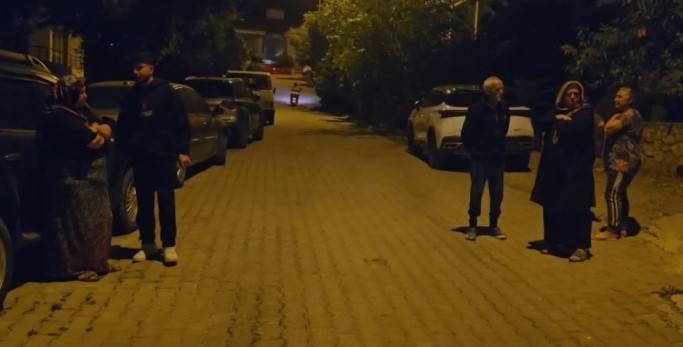 Ege Geceyi Ayakta Geçirdi: 5,8’lik Depremde 1 Ölü, 69 Yaralı