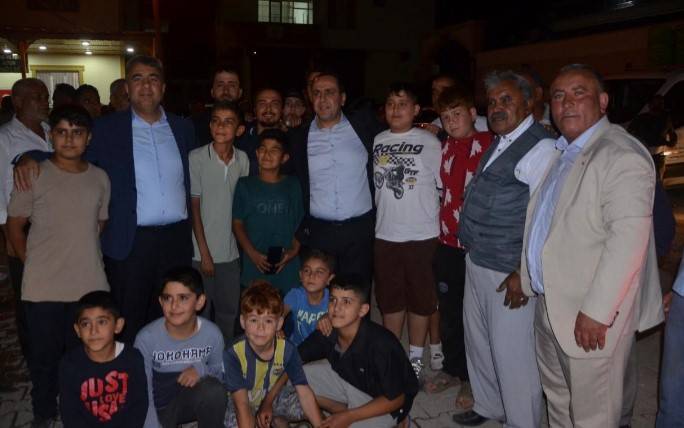 Birecik’te AK Parti’den Kapı Kapı Saha Mesaisi!