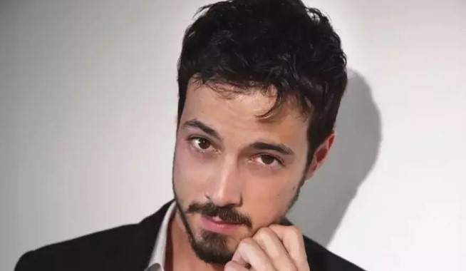 Ünlü Oyuncudan Yürek Burkan İtiraf!