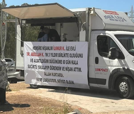 Aldatıldığını Öğrendi, Hayır Lokması Dağıttı!