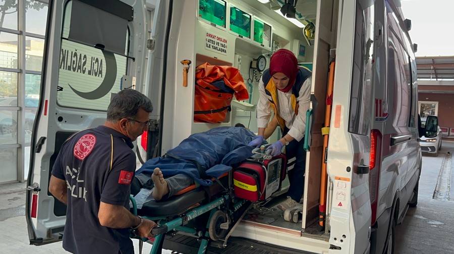 Aracına Silahlı Saldırı: 1 Kişi Ağır Yaralandı !