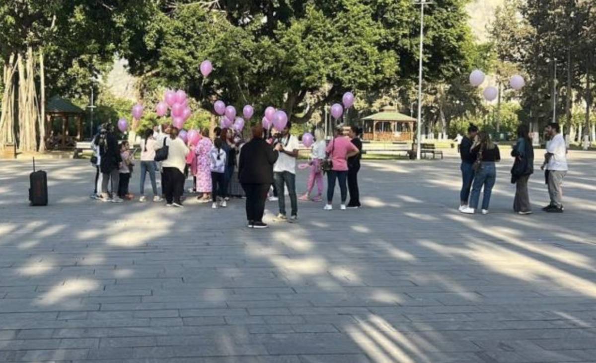 Hatay'da Kanseri Yendi, Farkındalık İçin Balon Uçurdu