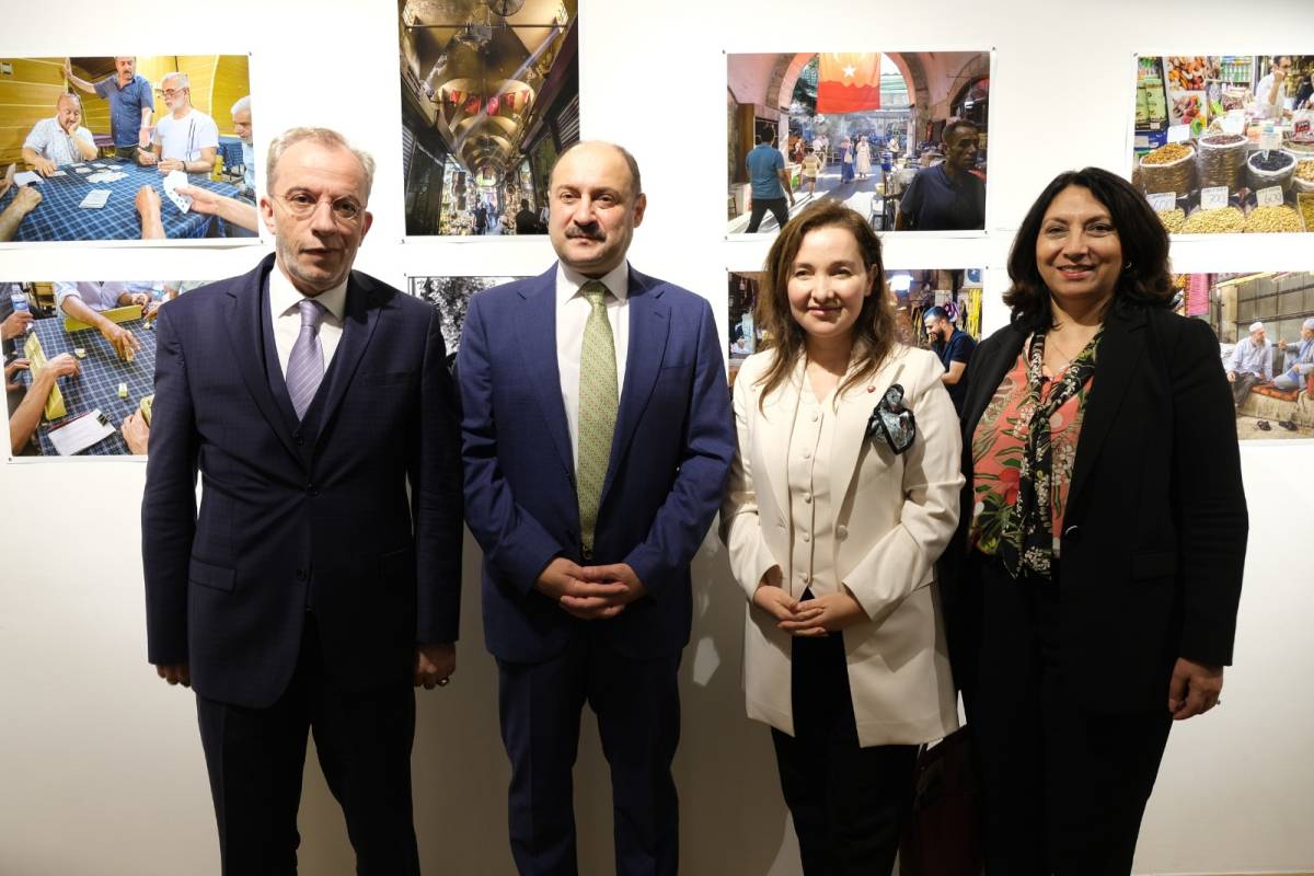 Avusturyalı Fotoğrafçı Şanlıurfa'nın Kültürün Viyana'da Tanıttı