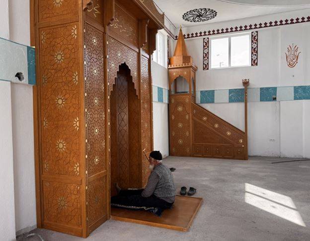 Arazisini Sattı, Köyüne 5 Milyonluk Cami Yaptı