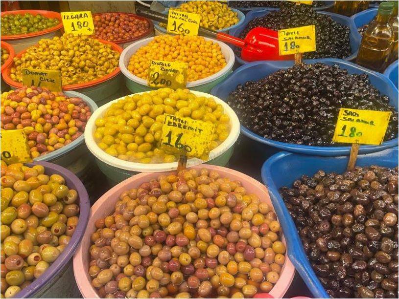 Zeytin Kavgası “Osmanlı Karışımı”na Dönüştü