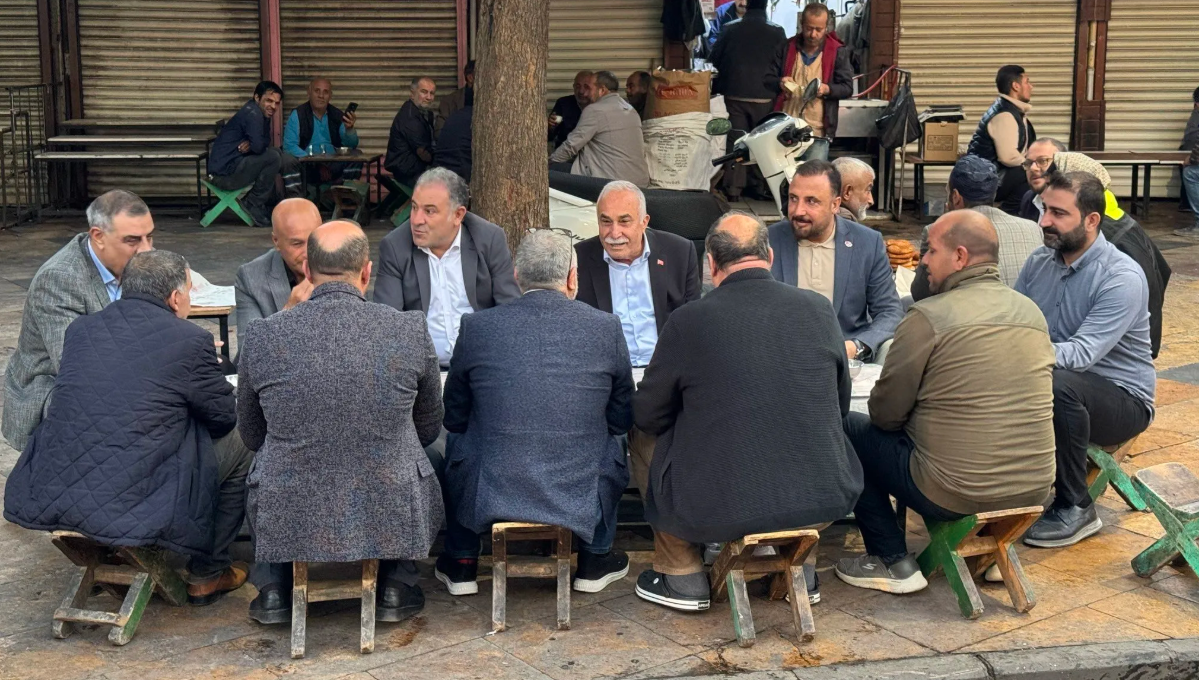Ahmet Eşref Fakıbaba Şanlıurfa’da Vatandaşlarla Buluştu