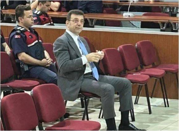 İmamoğlu Diploma Davasında Küçük Salon Krizi