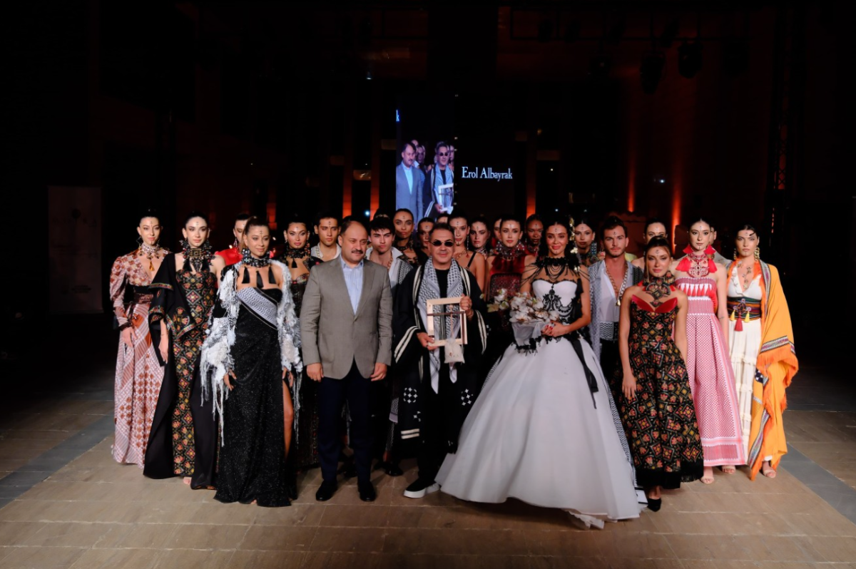Şanlıurfa Belediyesi 2,5 Milyonluk Defile İhalesini Tek Firmaya Verdi