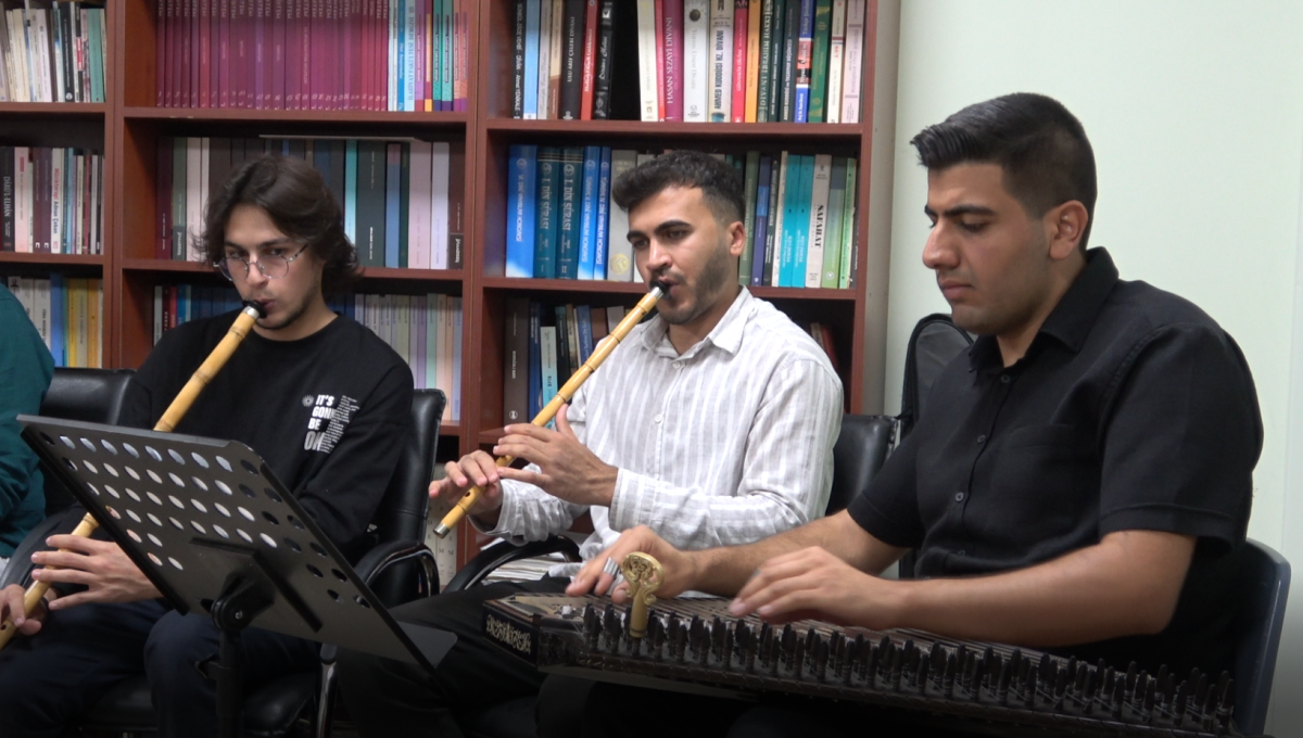 Bir Ses, Bin Yılın Mirası: Dini Musiki
