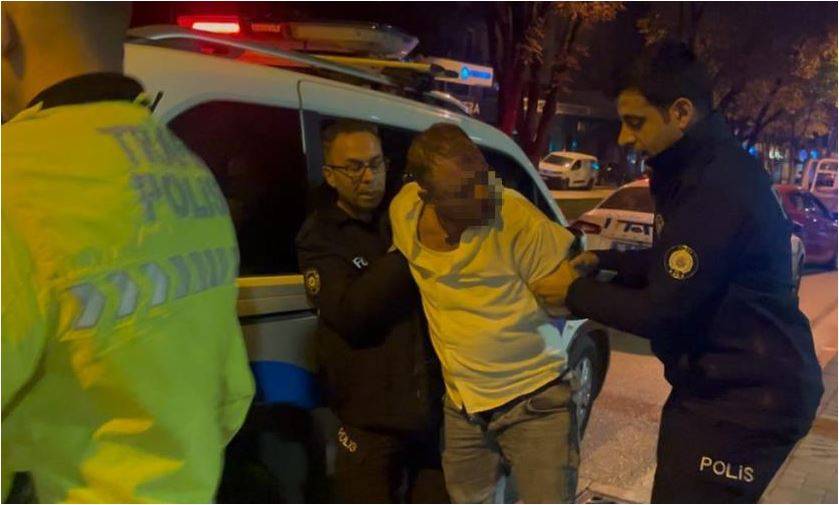 Alkollü Sürücü Patlak Lastikle Kaçtı
