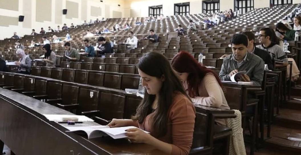 YÖK başkanı Duyurdu: Bölümler Ve Dersler Sadeleştirilecek