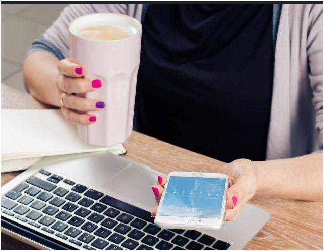 İş Yerinde Telefon Kullanımı İşten Çıkarma Nedeni Mi?