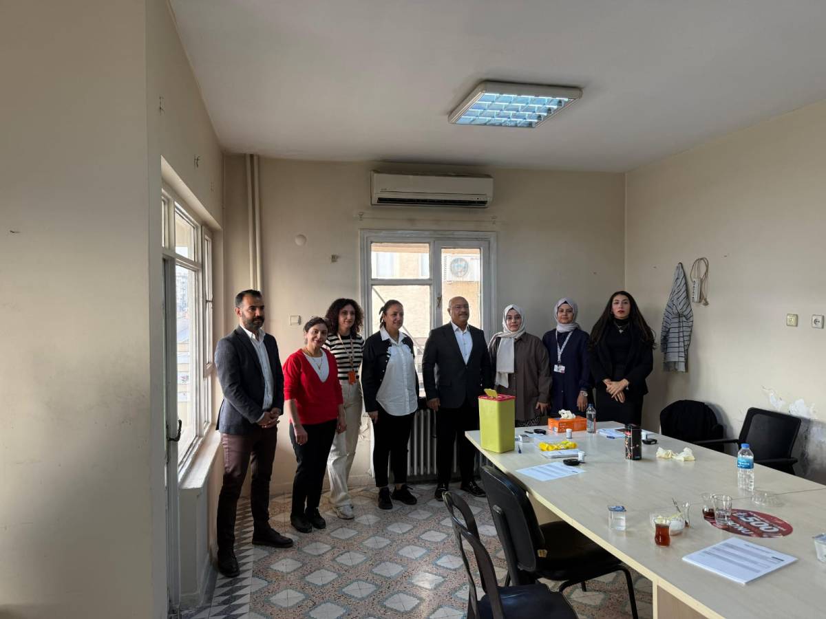 Şanlıurfa'da Dünya Diyabet Gününde Mavi Işıklı Farkındalık!