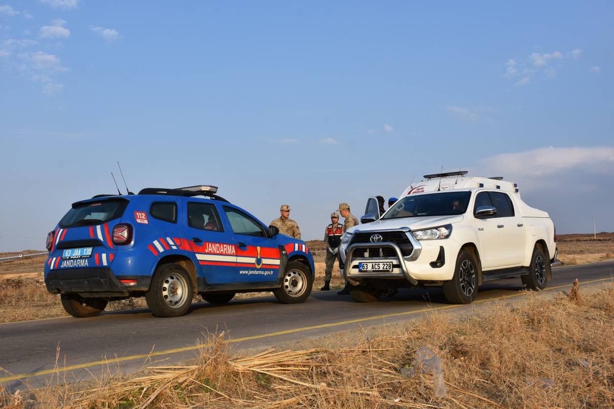 Şanlıurfa’da Yol Kenarında Silahla Vurulmuş Erkek Cesedi Bulundu