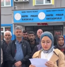 Okulda Vahşet! Müdürü Otizmli Öğrenciyi Merdivenden İtti
