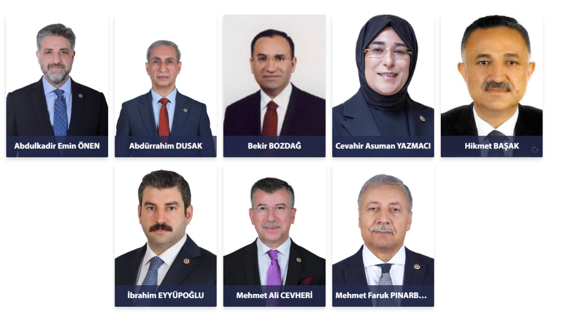 AK Parti Milletvekillerinin Dikkatine ;