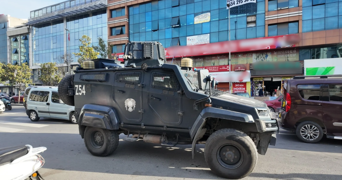 İstanbul'da Bir Otele El Bombası Atıldı