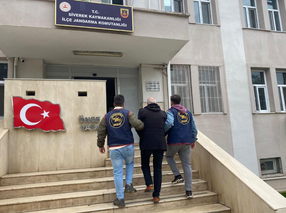 Şanlıurfa'da 18 yıl 9 ay hapis cezası olan zanlı Yakalandı!!