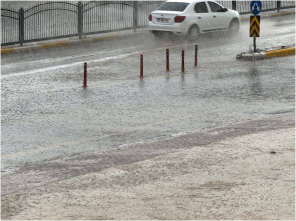 Şanlıurfa’da Yağmur Sele Döndü