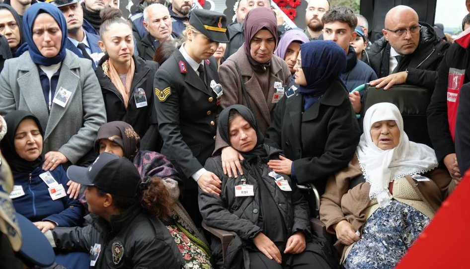 Şehit Ağabeyine Yürekleri Dağlayan Vedası, İzleyenleri Yıktı