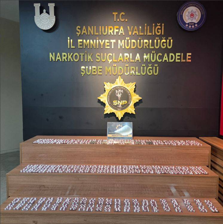 Şanlıurfa’da Narkotik Operasyonu: 2 Bin 240 Hap Ele Geçti!