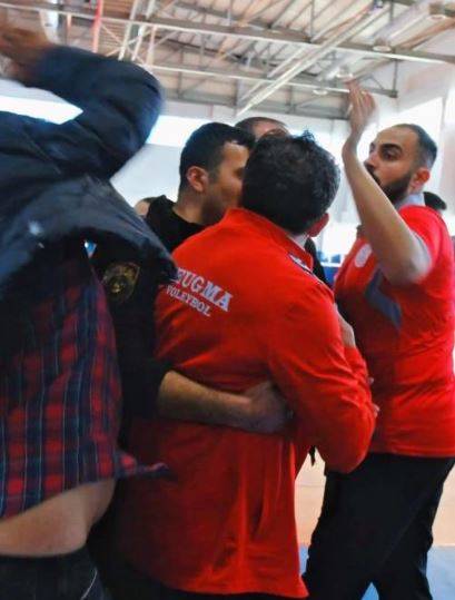 Şanlıurfa'da Kadınların Maçında Kavga! O Anlar Kamerada...