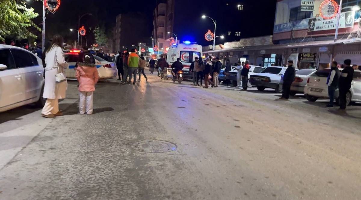 Şanlıurfa'da Bıçaklı Sopalı Kavga: 3 Kişi Yaralandı