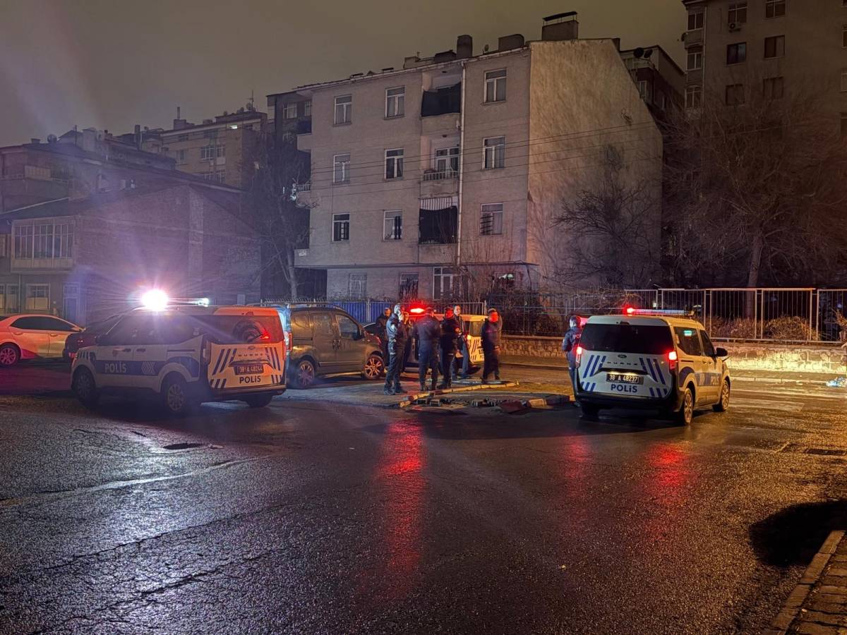 Önce Adres Sordular Sonra Bıçakladılar