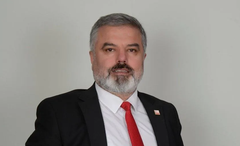 Edebiyat Öğretmeninden Atatürk'e Skandal Hakaret!