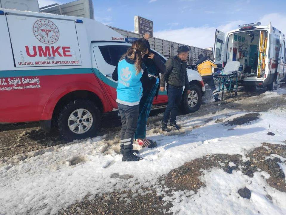 Şanlıurfa’da Karlı Yollarda Doğum Mücadelesi
