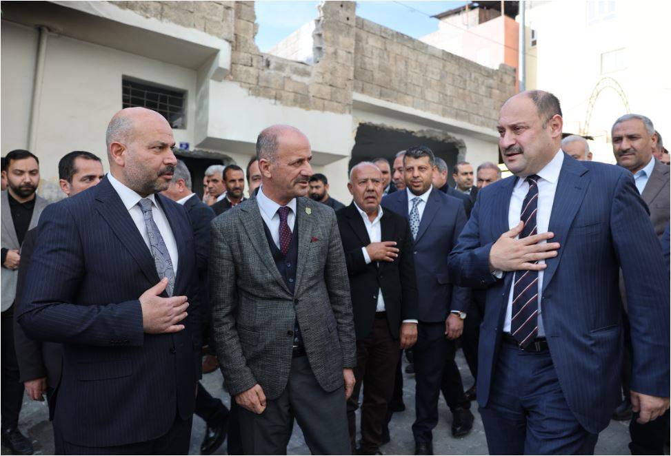 Gülpınar :“Bazıları Konuşur, Bazıları Yapar”