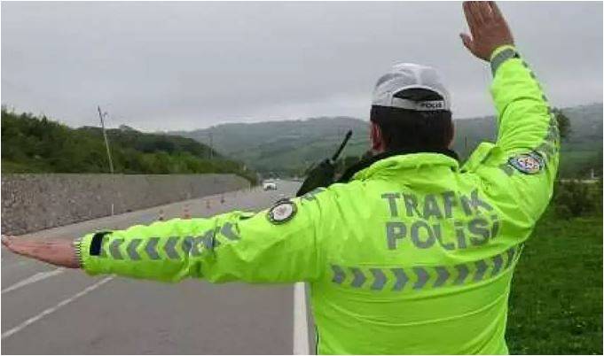 Kuralları Hiçe Sayan Yandı! Trafikte Cezalar Uçuyor