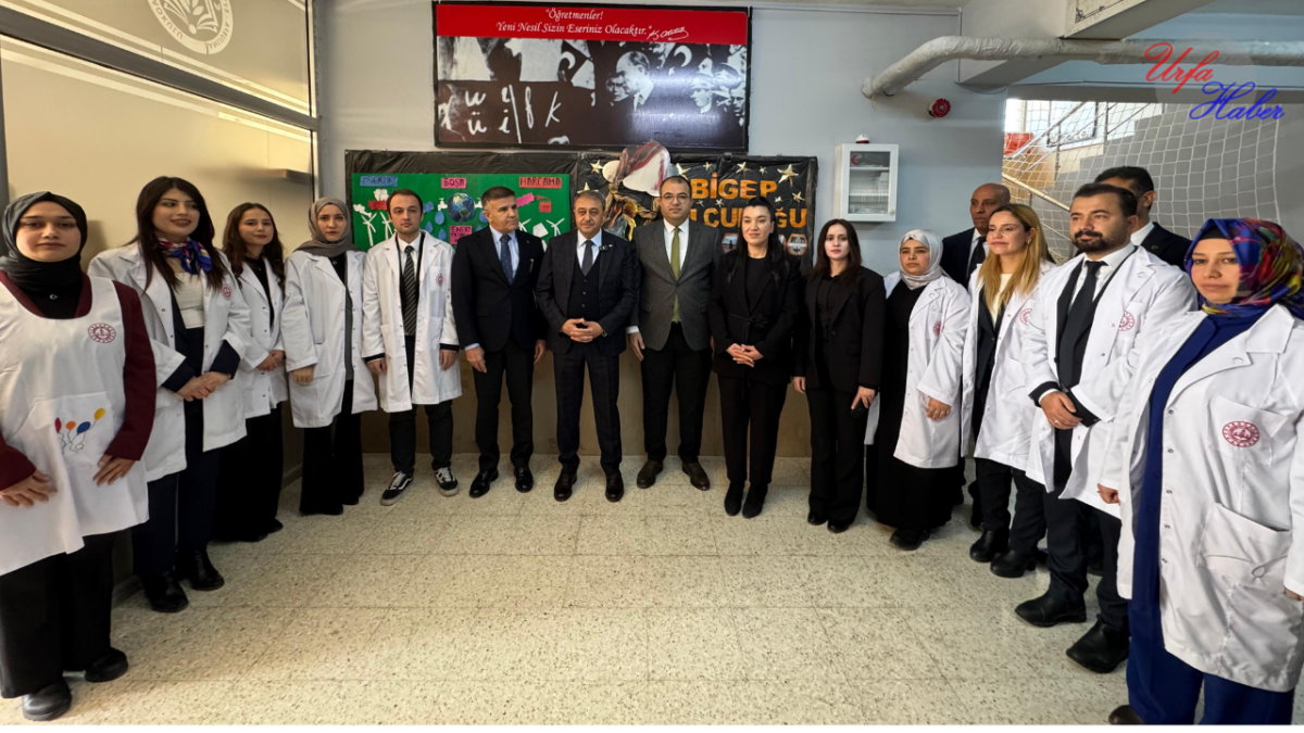 Şanlıurfa'da Karne Heyecanı: Vali Şıldak Öğrencilerle Buluştu