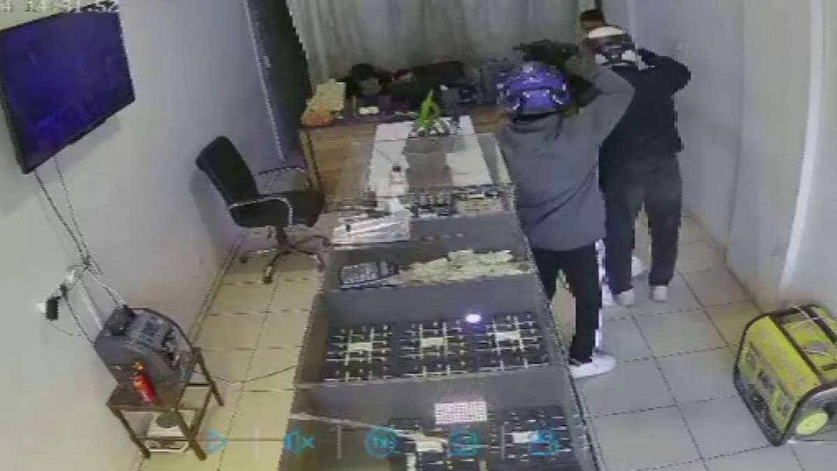 3 Dakikada 22 Milyonluk Vurgun! Film Gibi Soygun Kamerada