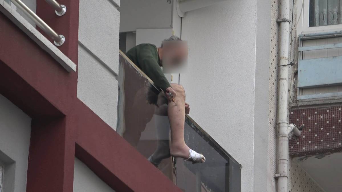 Samsun’da Balkonda Bıçaklı Kriz: Özel Harekât Devreye Girdi