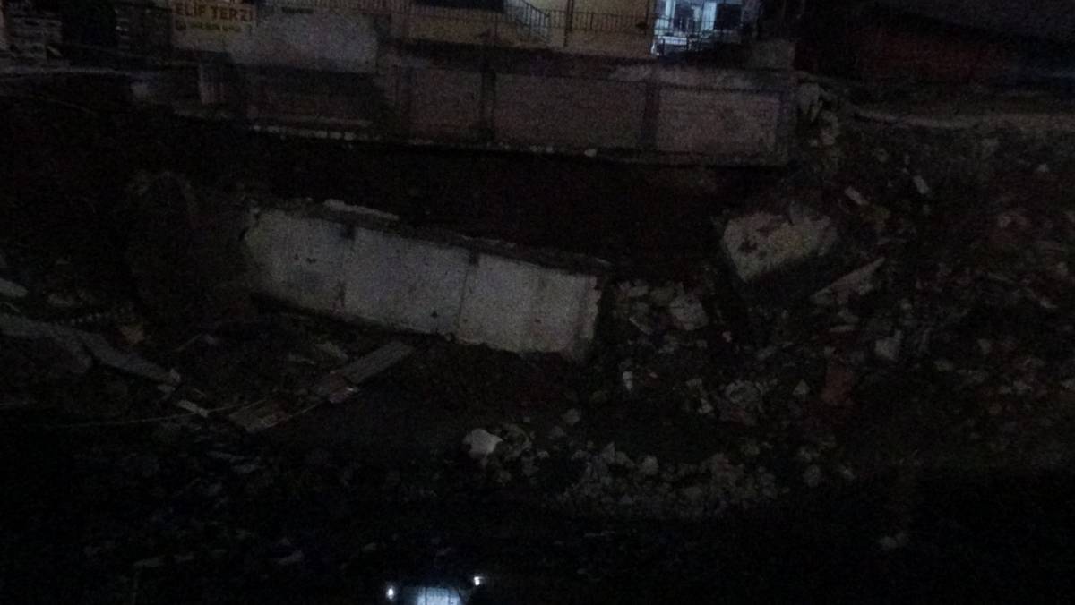 Şanlıurfa’da İstinat Duvarı Çöktü