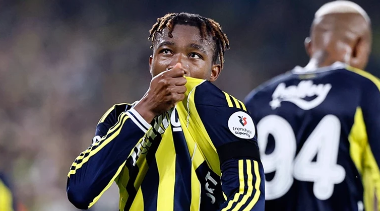 Fenerbahçe’de Final Öncesi Sürpriz İsim Özel Jetle Geldi