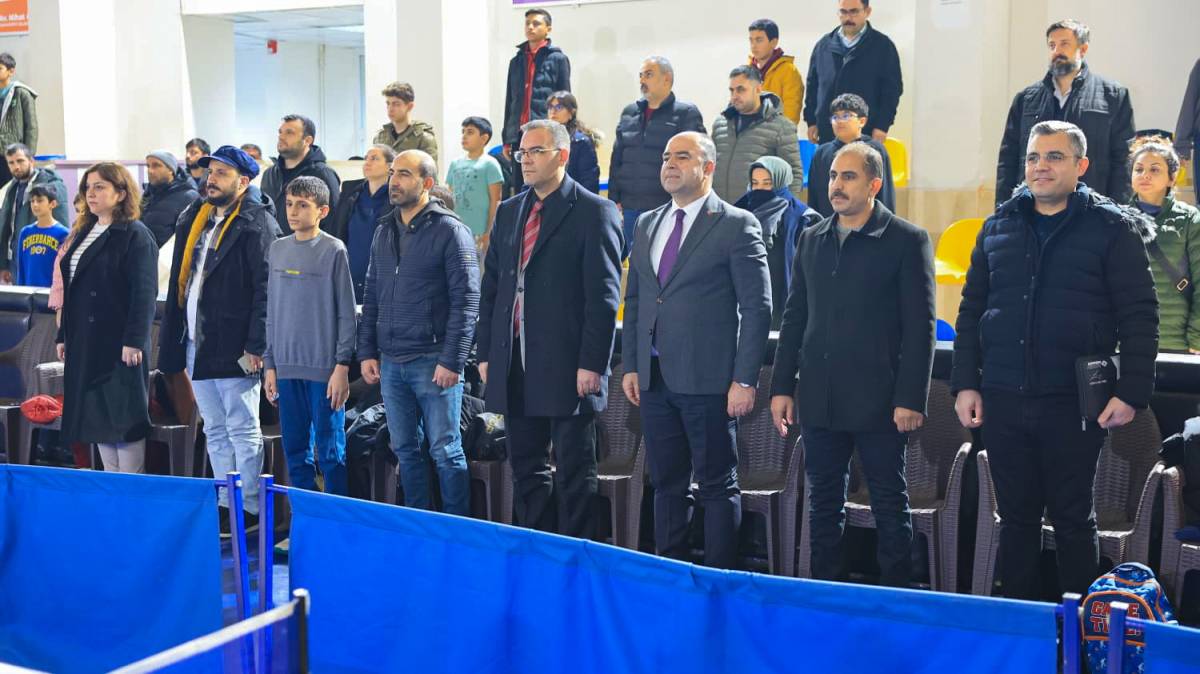 Karaköprü'de Masa Tenisi Turnuvası Başladı