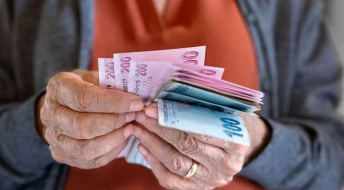 En Düşük Emekli Aylığı 20 Bin Liraya Çıkıyor