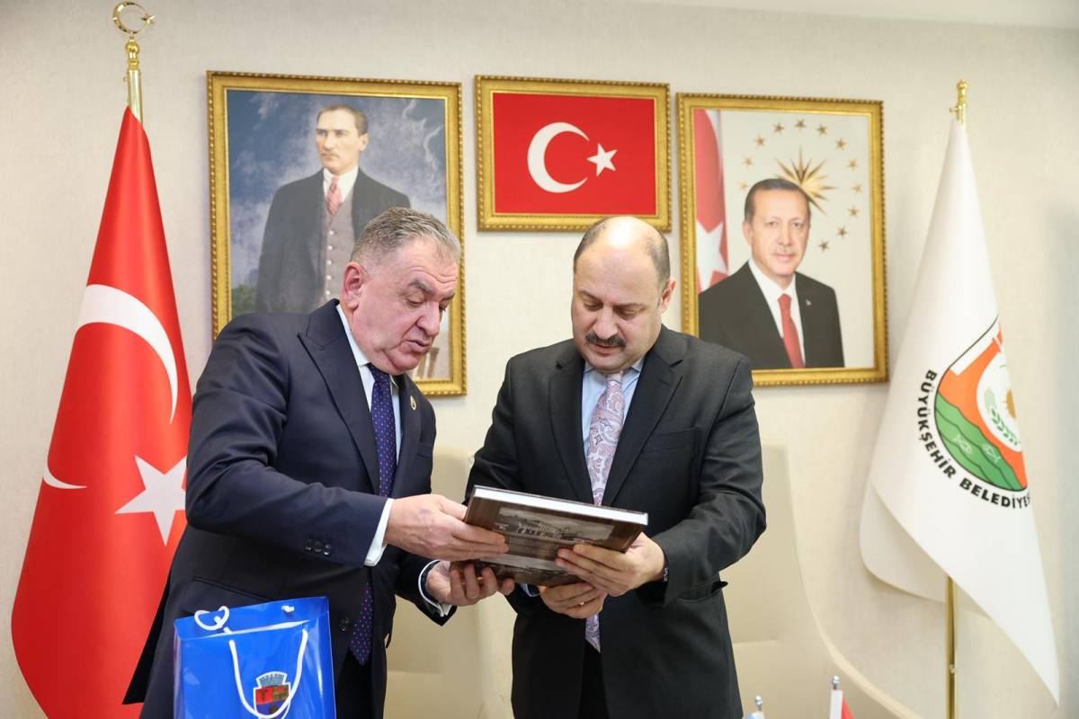 Şanlıurfa ile Romanya'nın Pitești kenti kardeş oldu